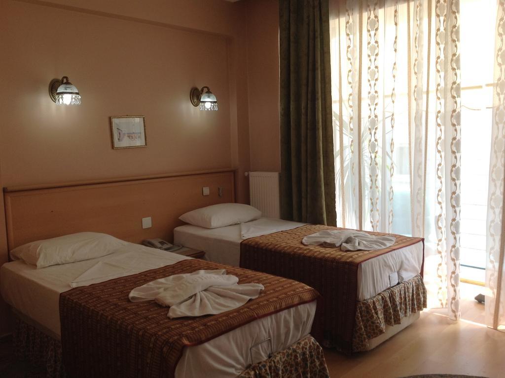 Yalta Hotel Istanbul Eksteriør bilde